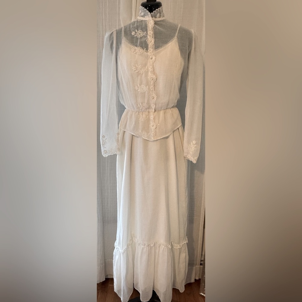 Roberta, California. Very Rare Vintage 1970’s Maxi Dress. Worn once.